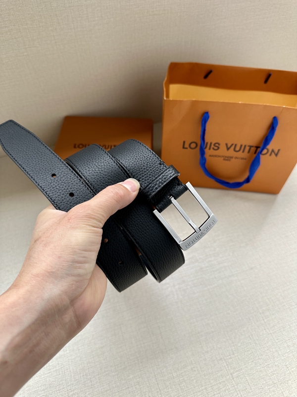 激安ルイヴィトンベルト背面デザイン